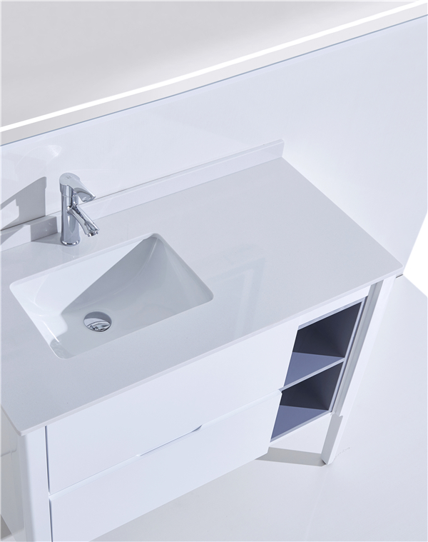 ক্যাবিনেট পিভিসি GGP36