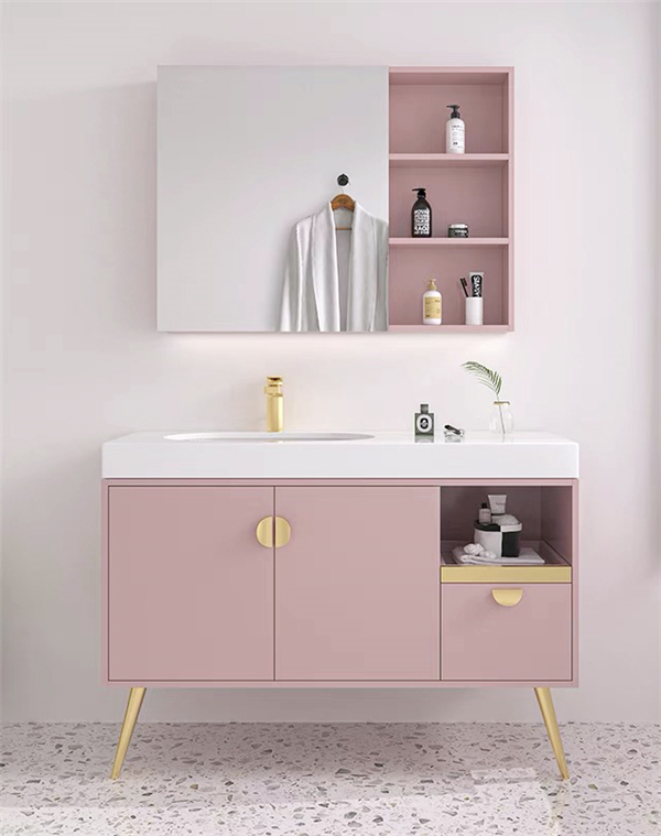 ভ্যানিটি তাক GGP66