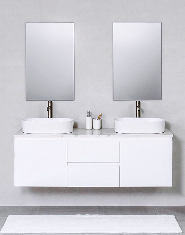 হোটেলের বাথরুম ভ্যানিটিস GGP87